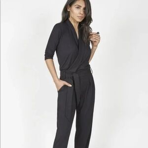 Les Lunes The Paul Jumpsuit in Black Size Small With Belt, Pockets, 3/4 Sleeves